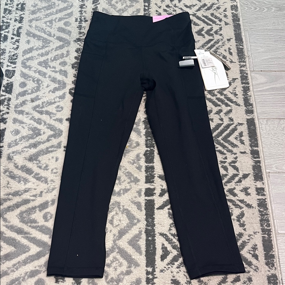 Black Capri Leggings